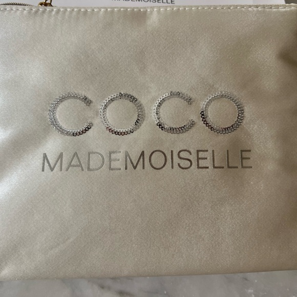 Chanel Coco Mademoiselle Cosmetic Case - Picture 3 of 6